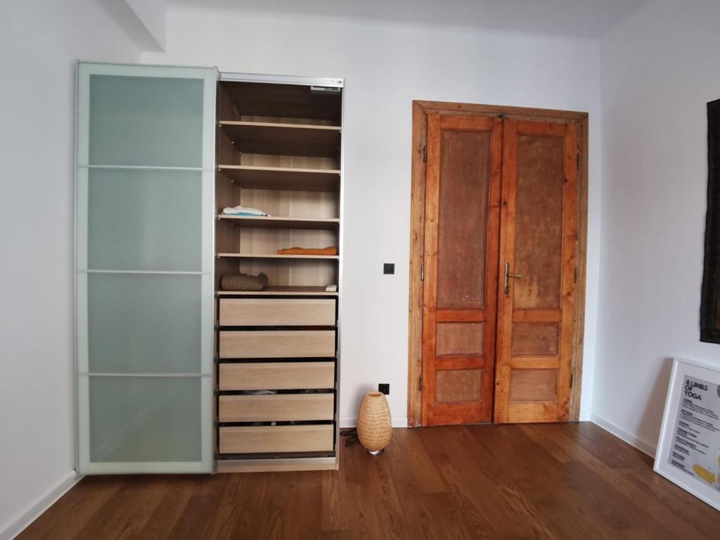 Designer Apartment 110M2 With King Size Beds & Equipped Kitchen Kraków Eksteriør billede